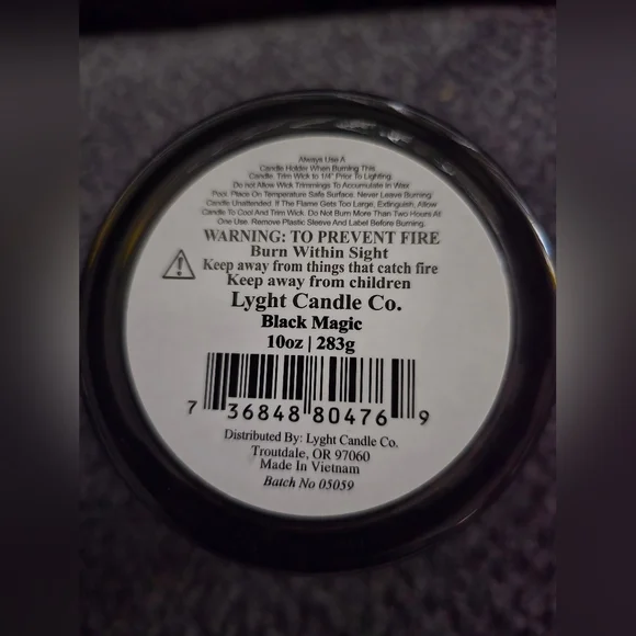 Black Magic Scented Candle - Black Glass Jar Candle Lyght - Picture 5 of 5